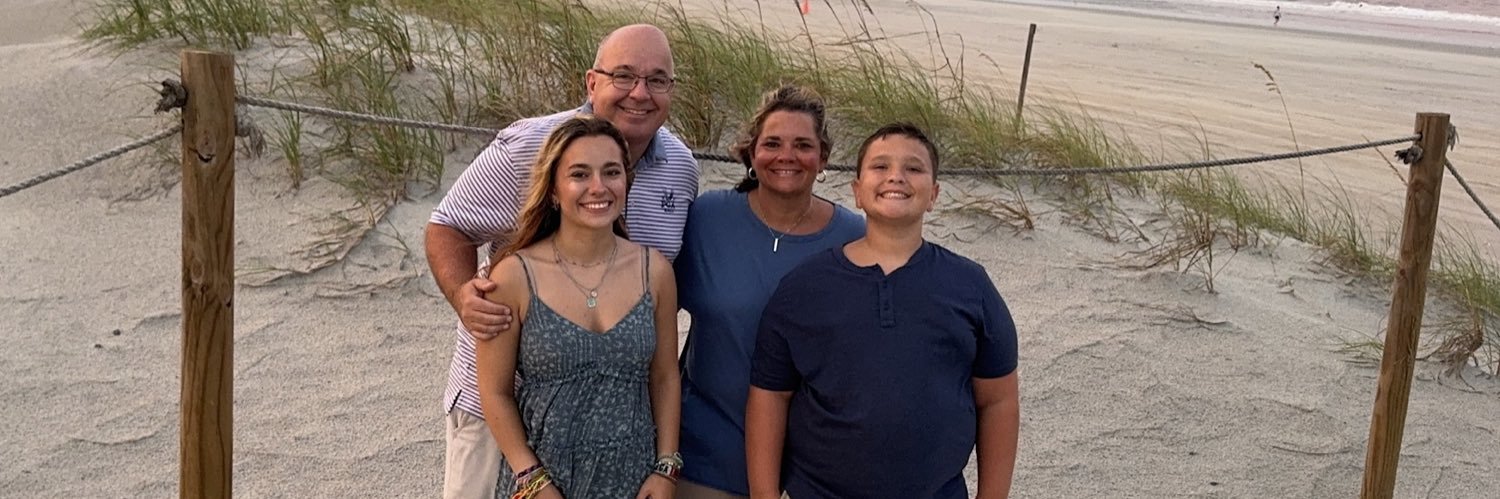 Amy Thompson-Wells banner