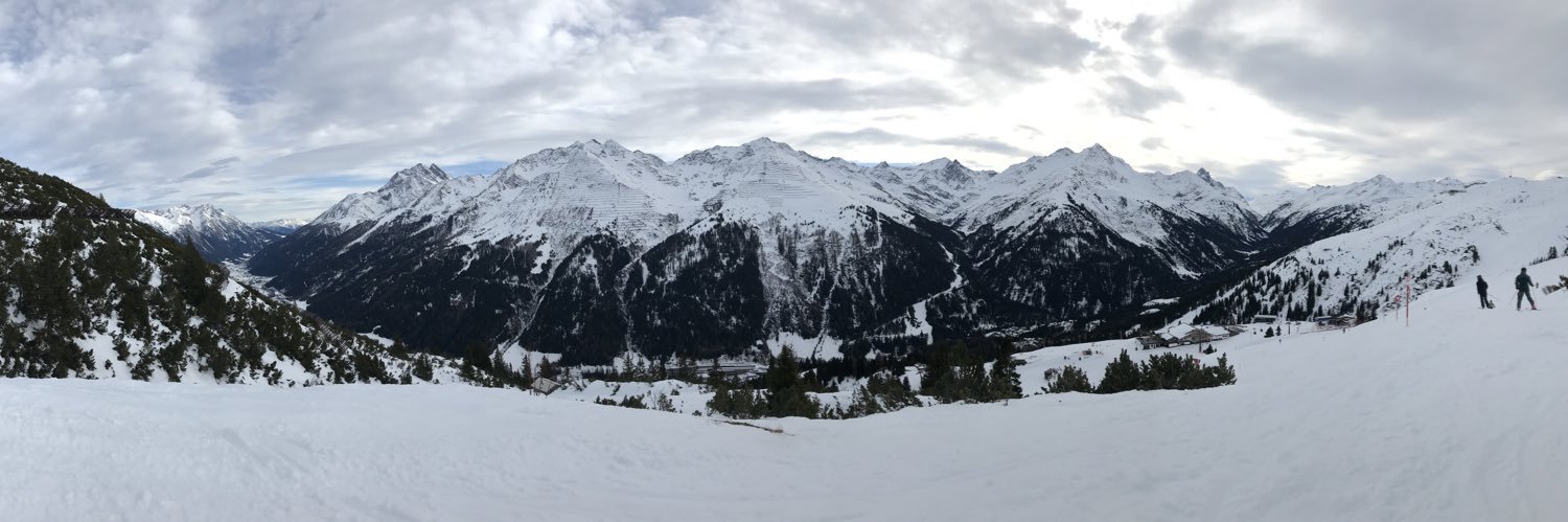 Robert Campbell banner