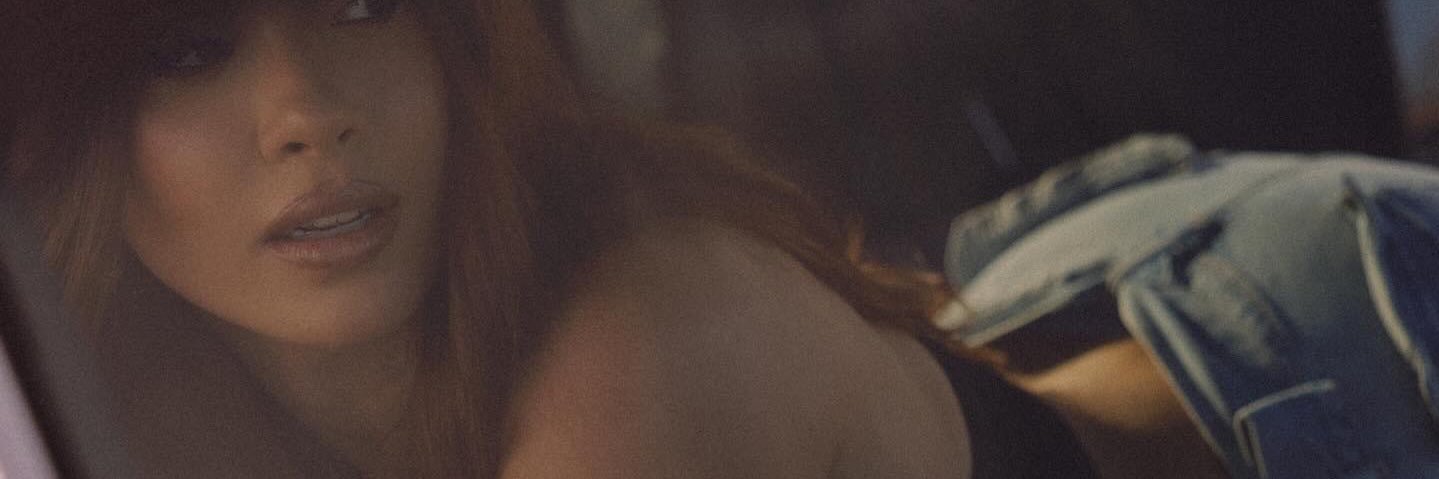 𝑫𝒂𝒏𝒏𝒂 𓆩♡𓆪 banner