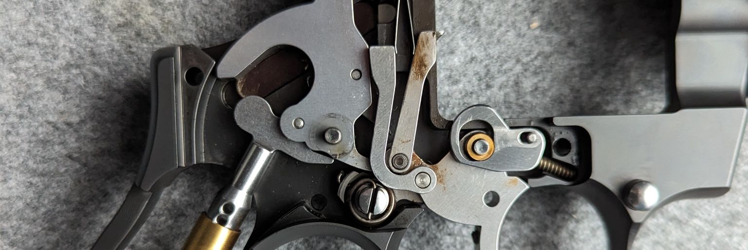 Distanzlocher banner