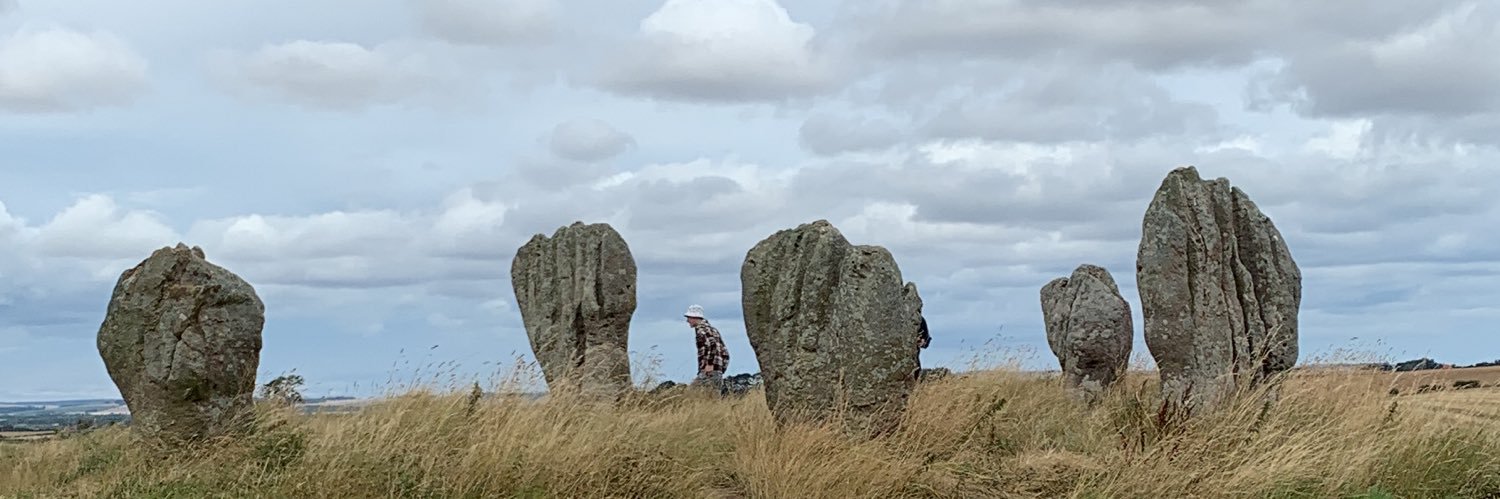 EstelleThompson's profile banner image