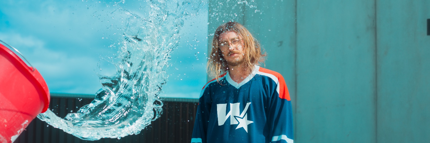 Winston Surfshirt banner