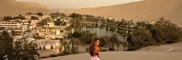 niloosi Profile Banner