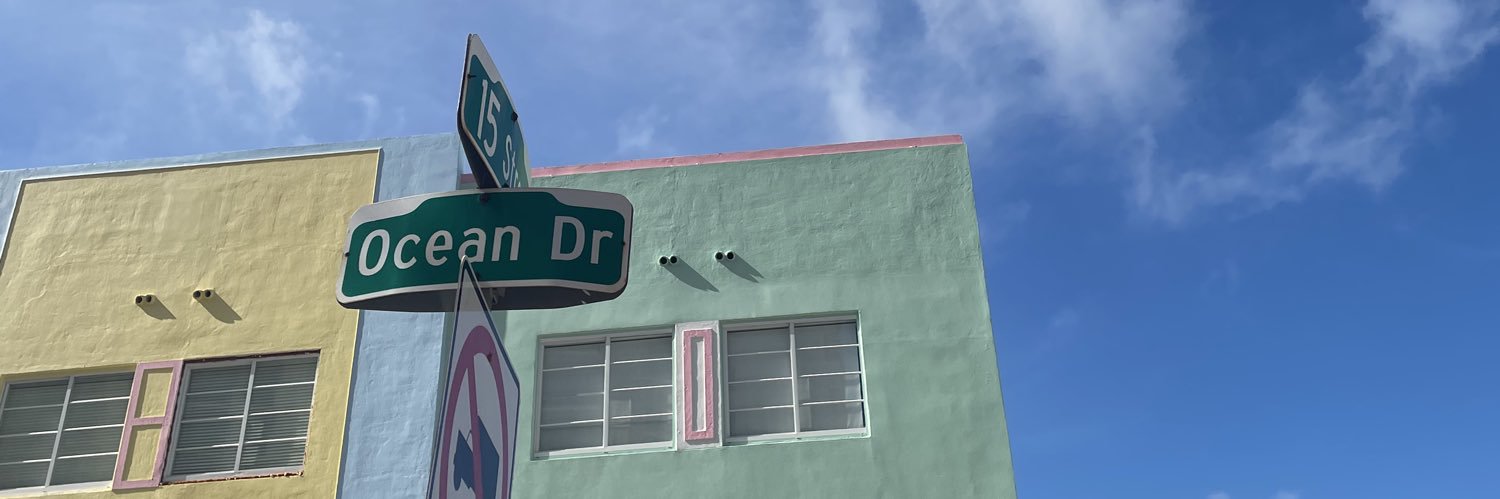 discodawll's profile banner image