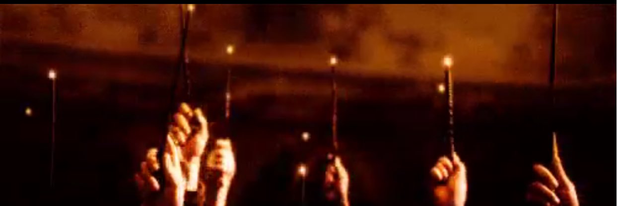 anniesteew's profile banner image