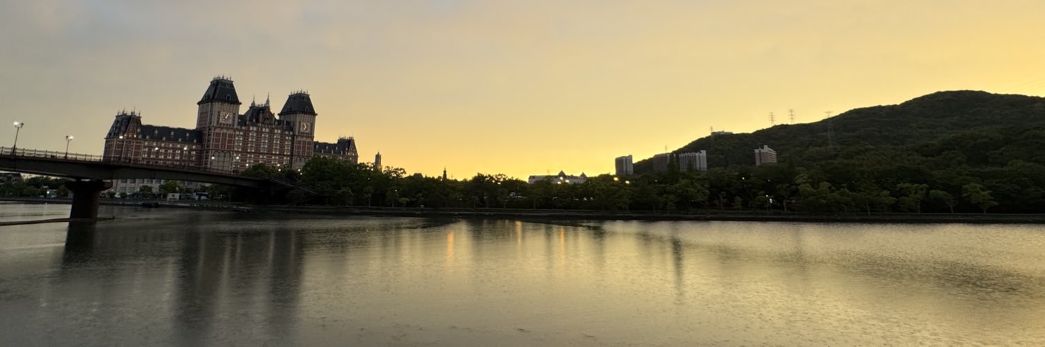 White_Howling's profile banner image