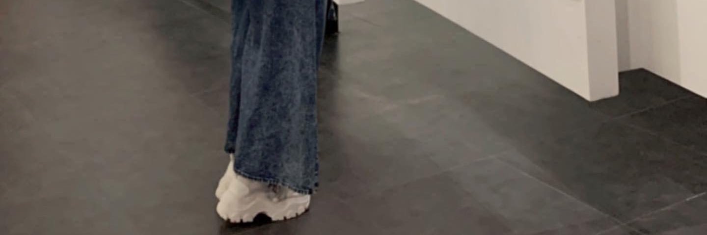 Sarahdwi2411's profile banner image