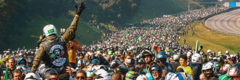 Predador de Comunistinhas banner