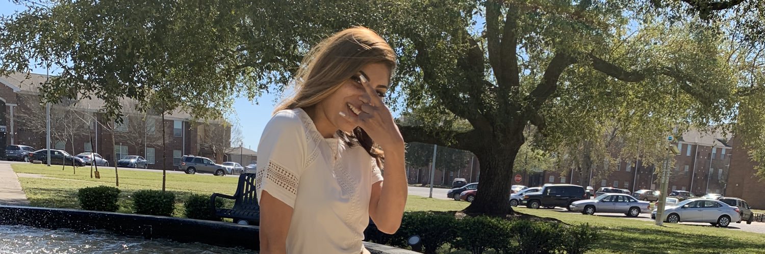 parischante_'s profile banner image