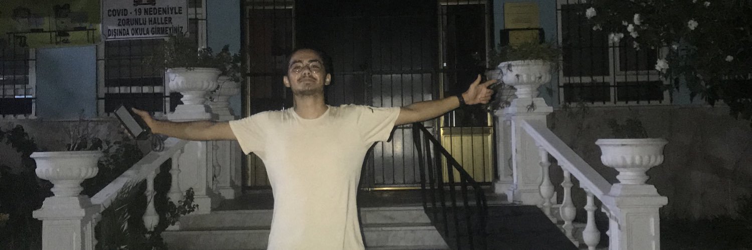 berkantzdmr_'s profile banner image