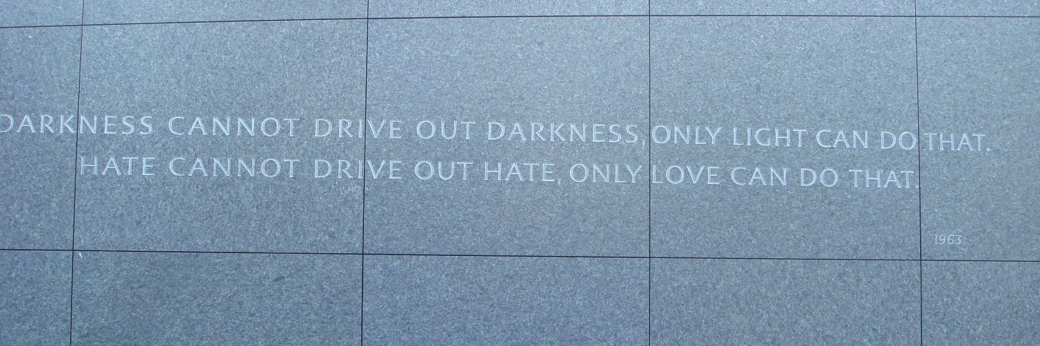 Realgnome's profile banner image