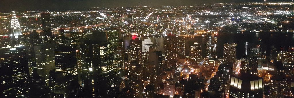 UneezaFareed's profile banner image