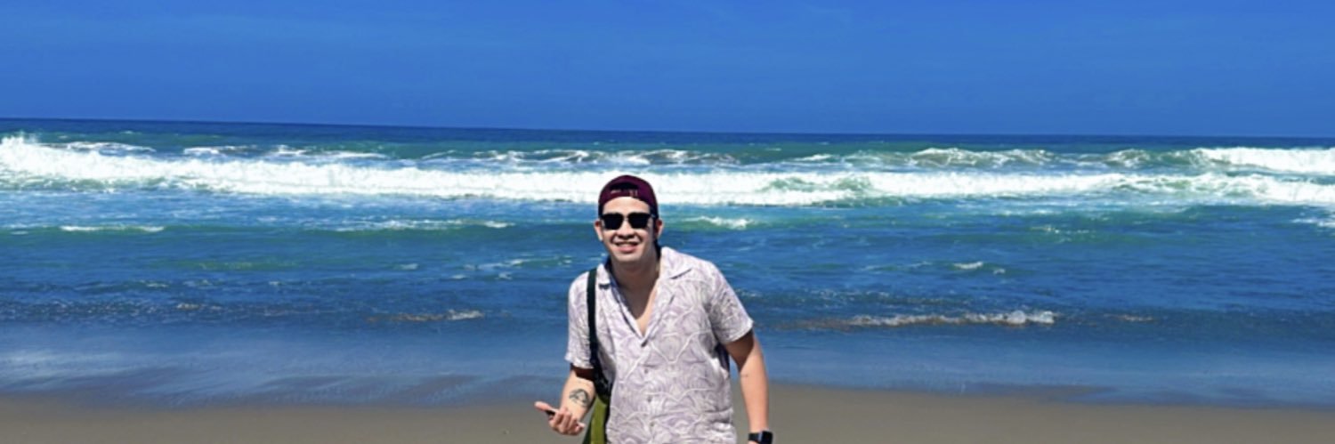 AlbeeAlbeeAlbee's profile banner image
