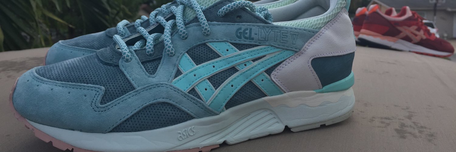asicsaddict_'s profile banner image