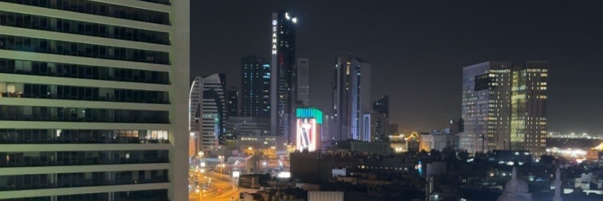 den_s10's profile banner image