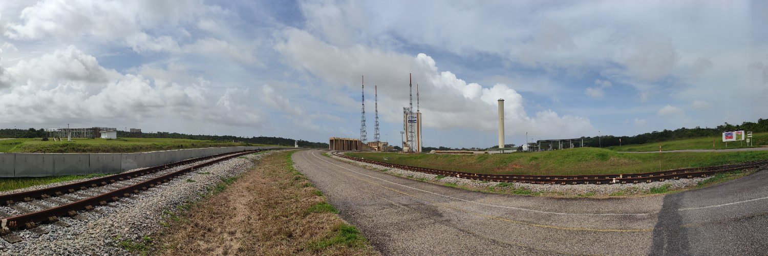 Seedz🐍🚁 🟨⬛ banner