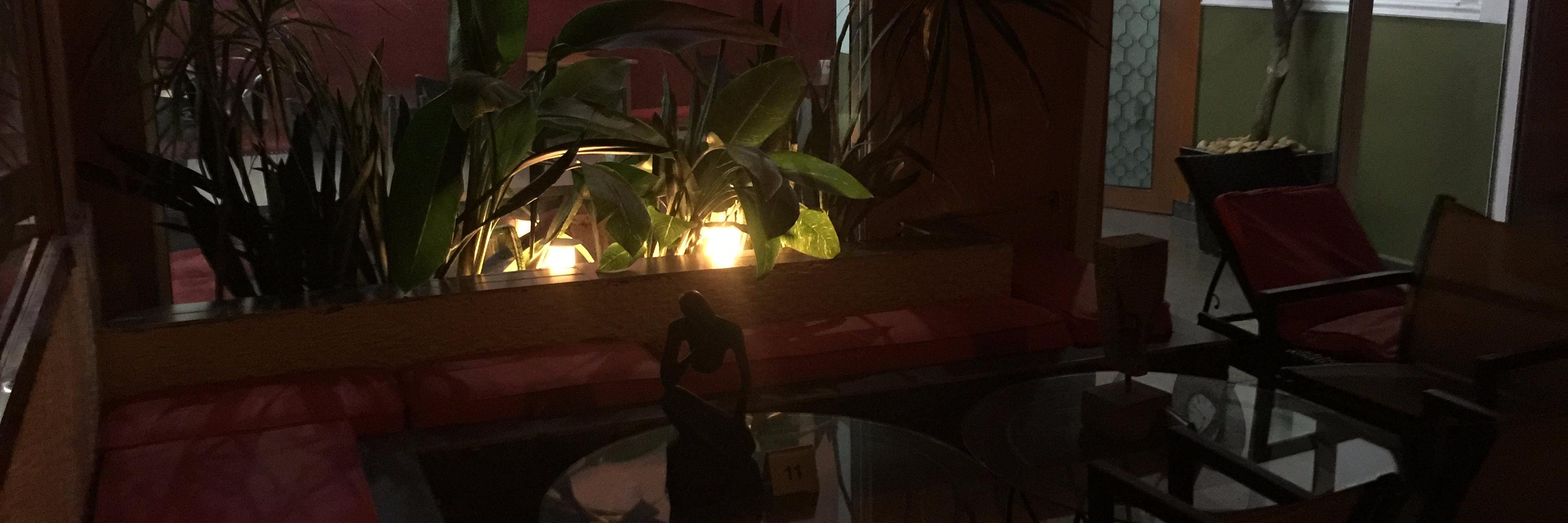 apple_boulevard's profile banner image