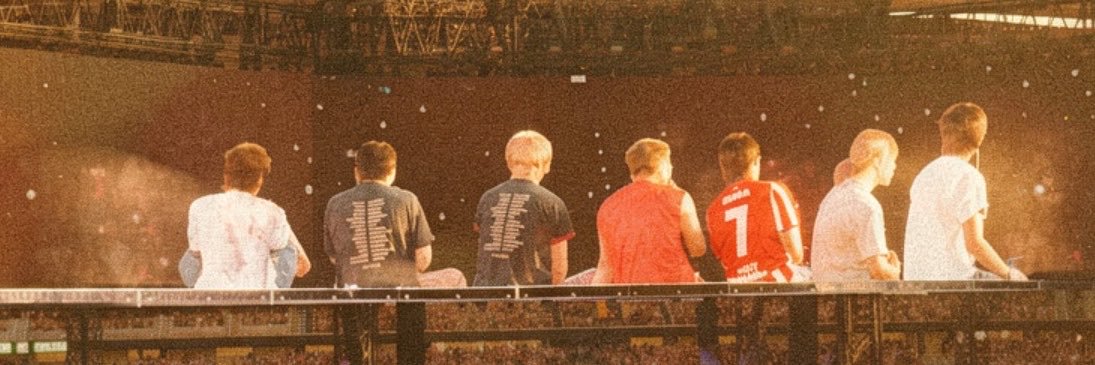 sweetvight's profile banner image