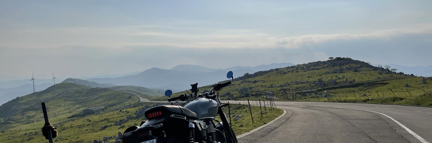 nnmgr821's profile banner image