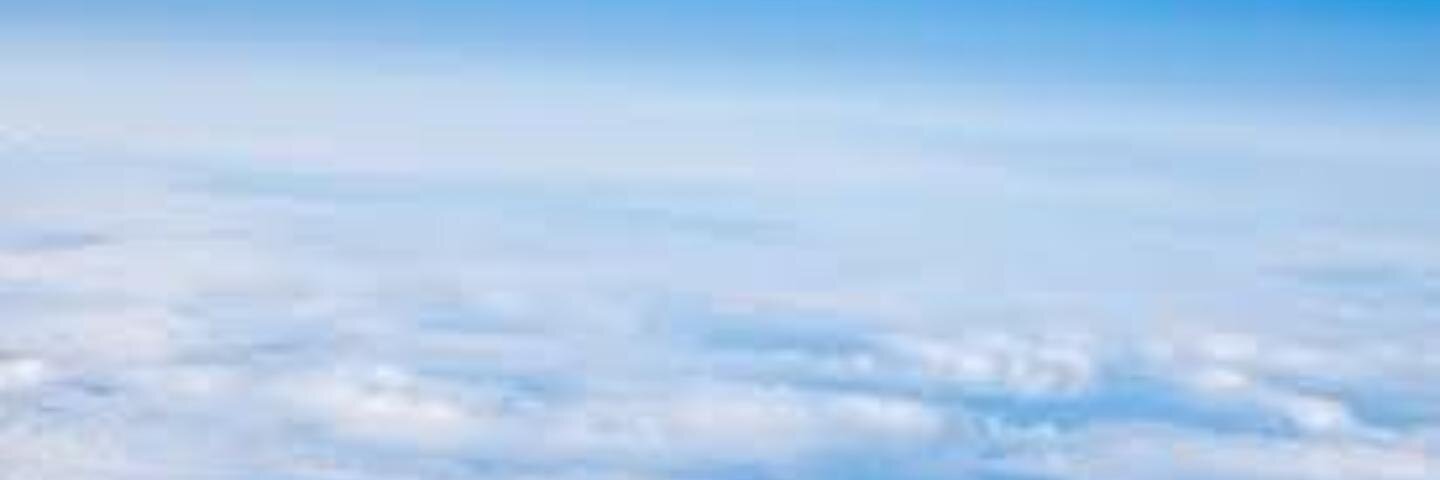 LuuciaFr's profile banner image