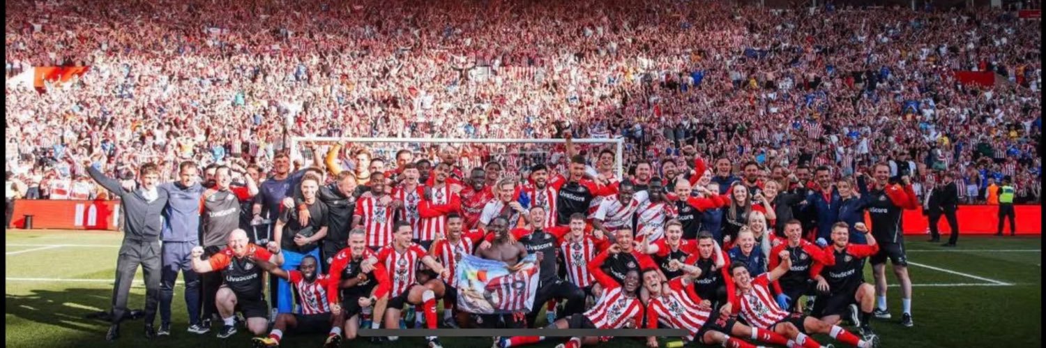 KayeThubron's profile banner image