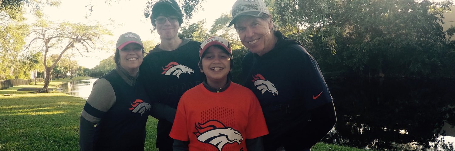 mullernathaly's profile banner image