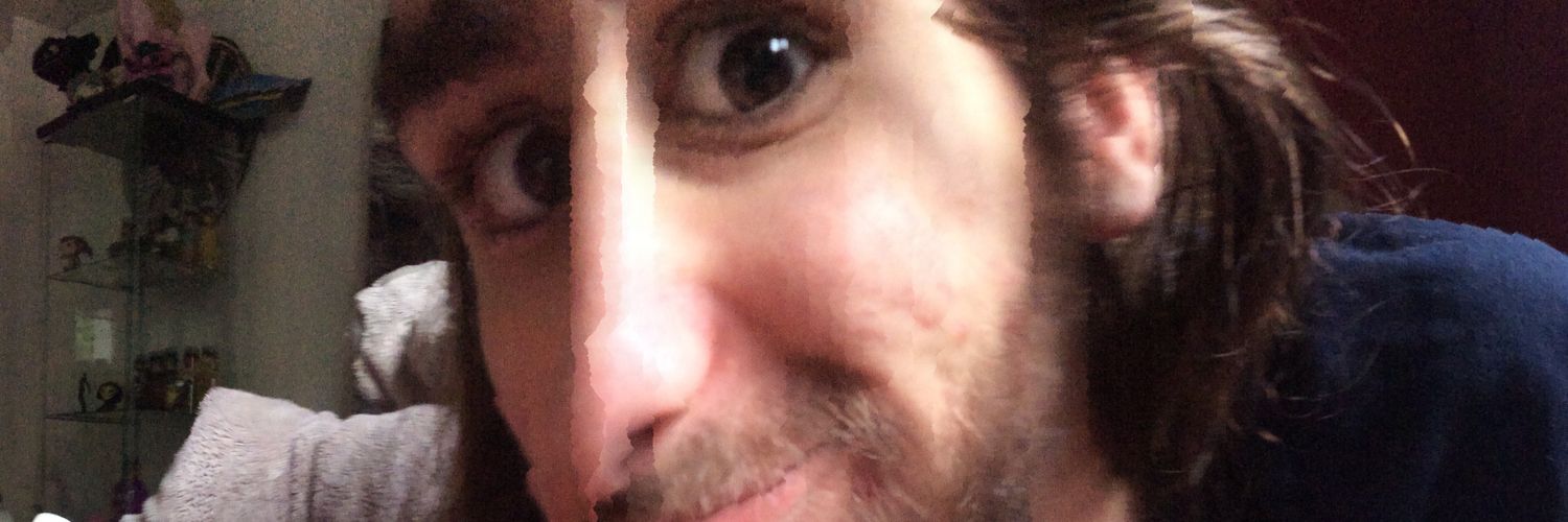 Geekbatt's profile banner image