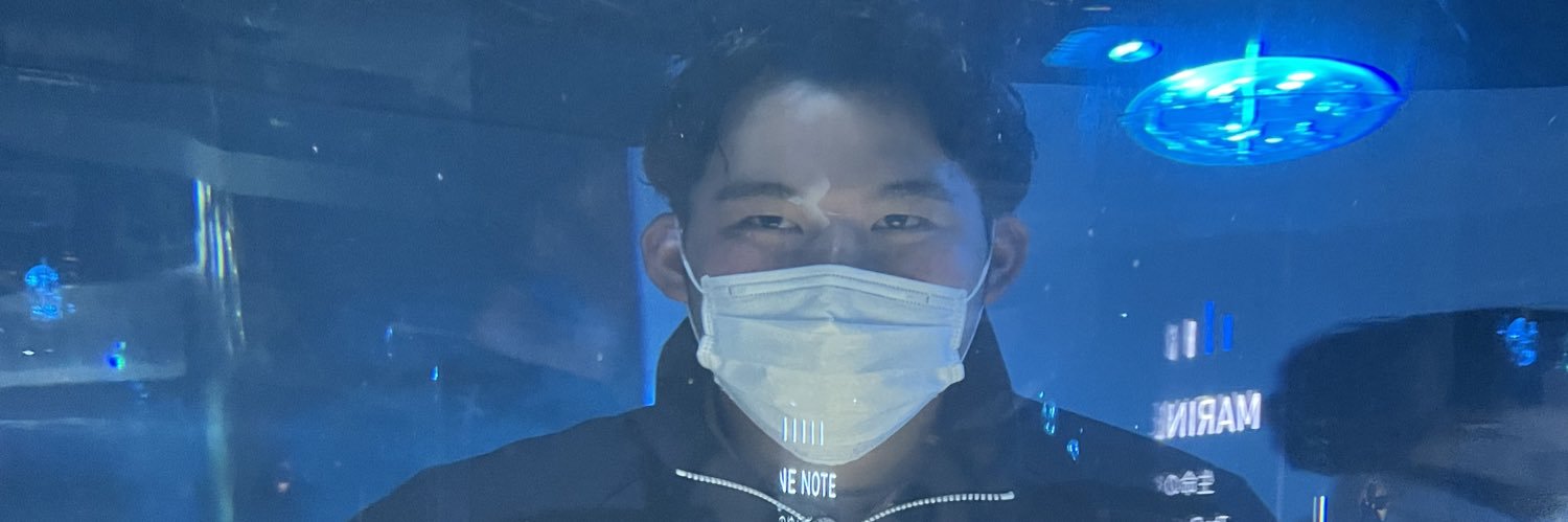k0215t's profile banner image