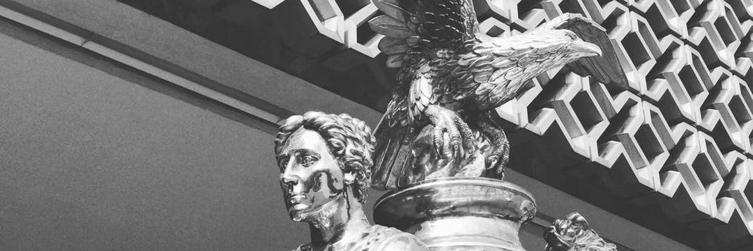 Mauricio López Manning banner