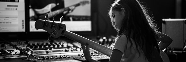 EllenPlaysBass Profile Banner