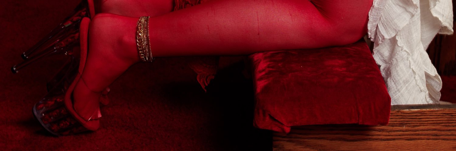 iylablue's profile banner image