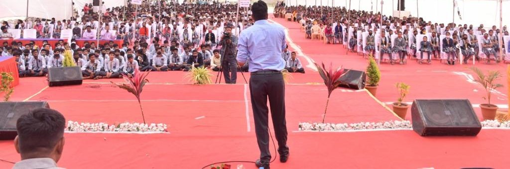 Dr Manish Bansal IAS banner