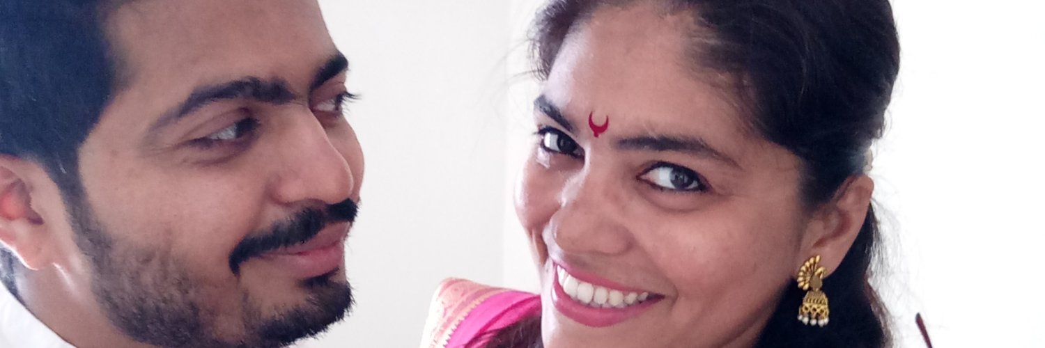 sari31aol's profile banner image