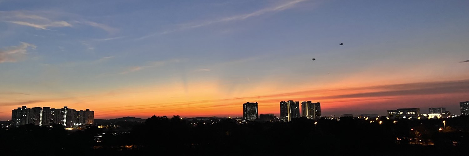 fjrtlhusna's profile banner image