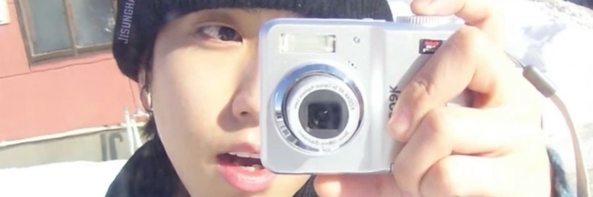 g l o r y. banner