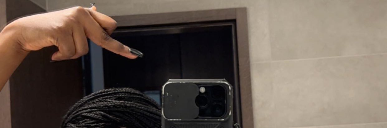 Itsjustmidee's profile banner image