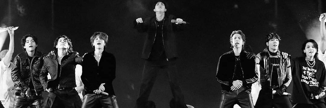 theresatan22's profile banner image