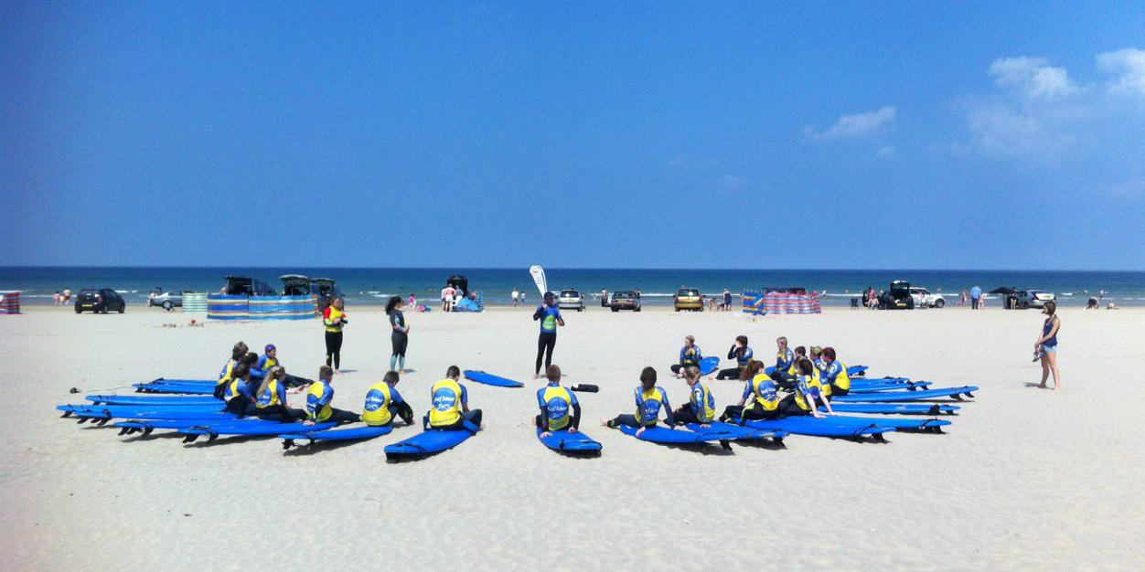 Long Line Surf banner
