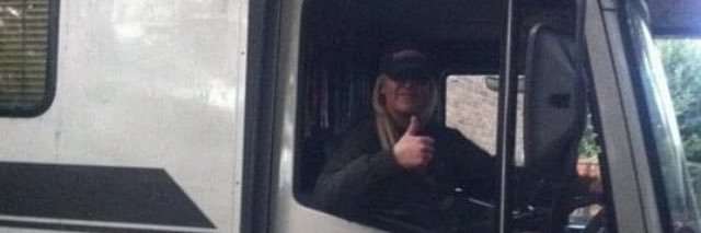 JJ & Nelly 🇬🇧 🫶 🏴󠁧󠁢󠁥󠁮󠁧󠁿 banner