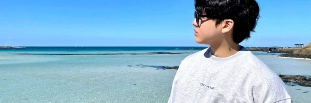 karentzf5's profile banner image