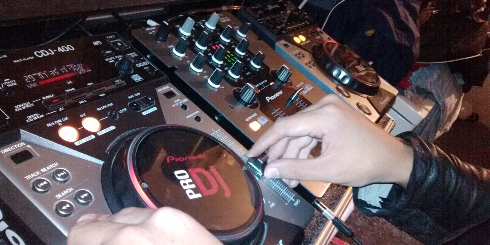 rogerdj7's profile banner image