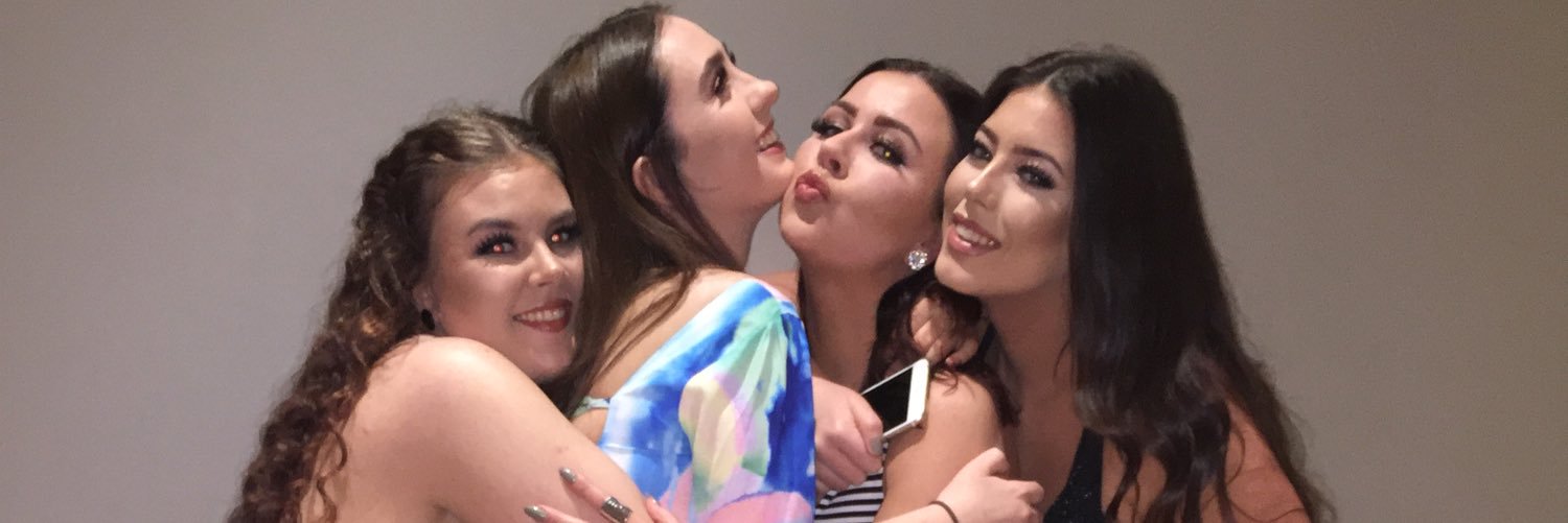 evalif's profile banner image