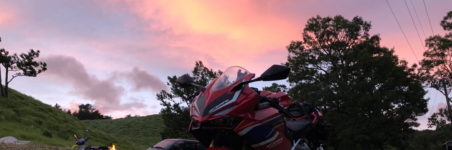 anaueito's profile banner image
