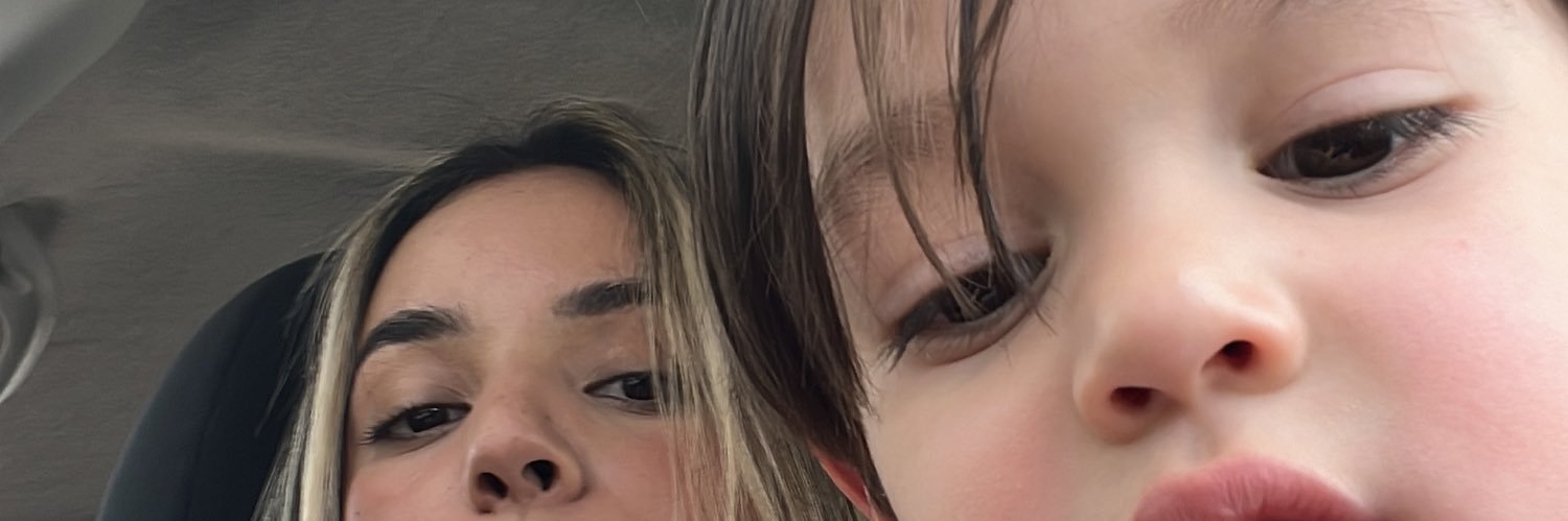 alexiaquinterom's profile banner image
