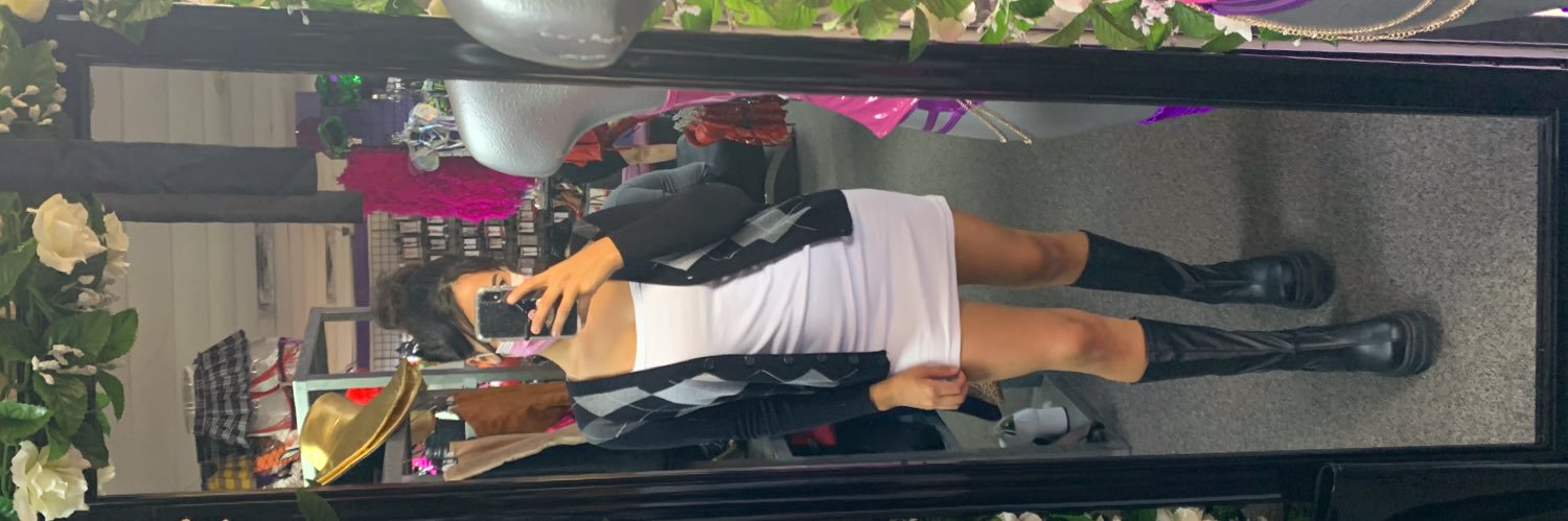 1meredithmax's profile banner image