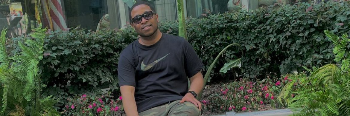 lasbreyE's profile banner image
