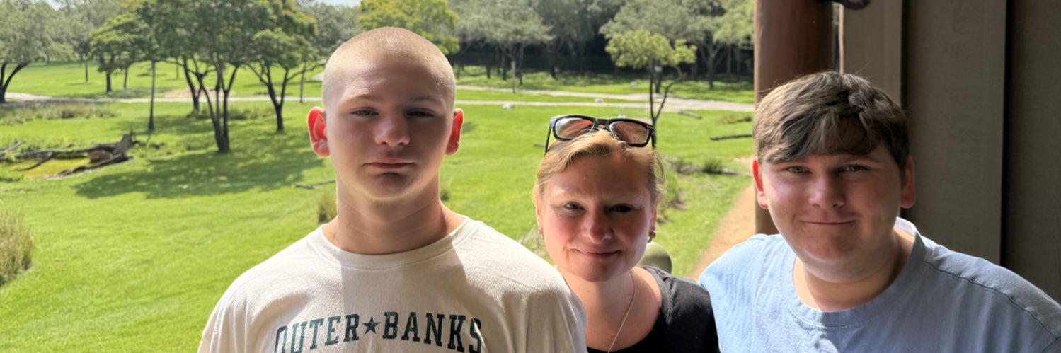 MrsThomasPCMS's profile banner image