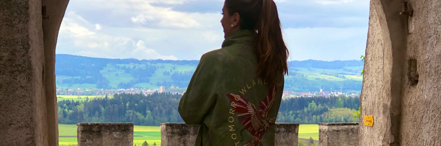 jackiebellon14's profile banner image