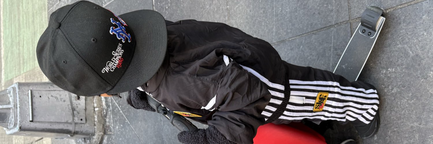 alexianee9's profile banner image