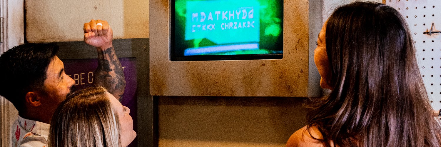 BreakoutWaikiki's profile banner image